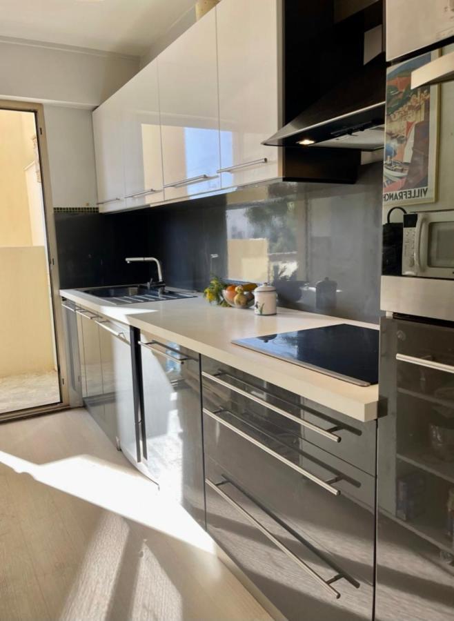 Seafront One Bedroom Apartment With A Terrasse Swimming Pool And A Parking Antibes Exterior photo